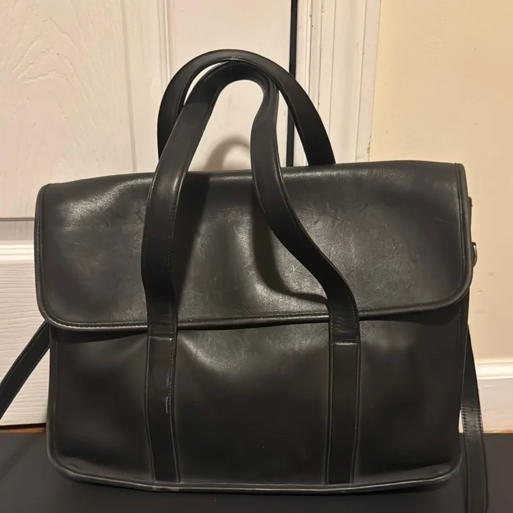 Vintage Coach messenger bag